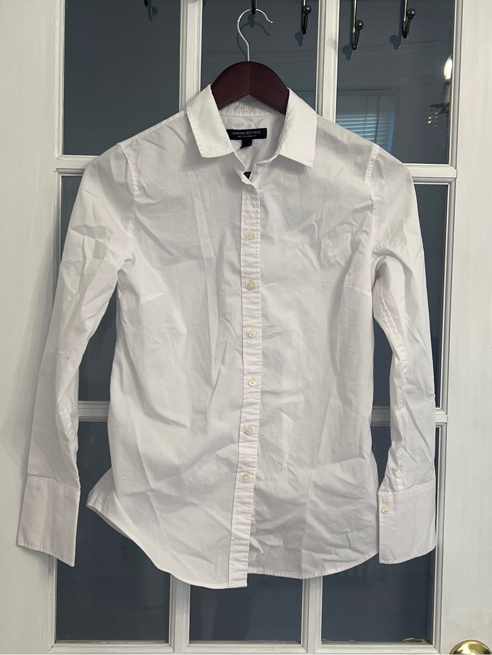 BANANA REPUBLIC Women’s White Riley Tailored Fit Long Sleeve Button Down Shirt